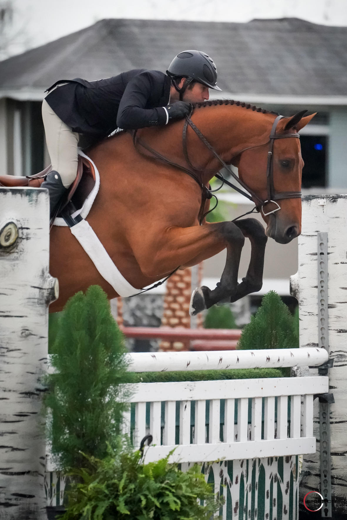 Darragh Kenny Bests the Rest During WEF 1